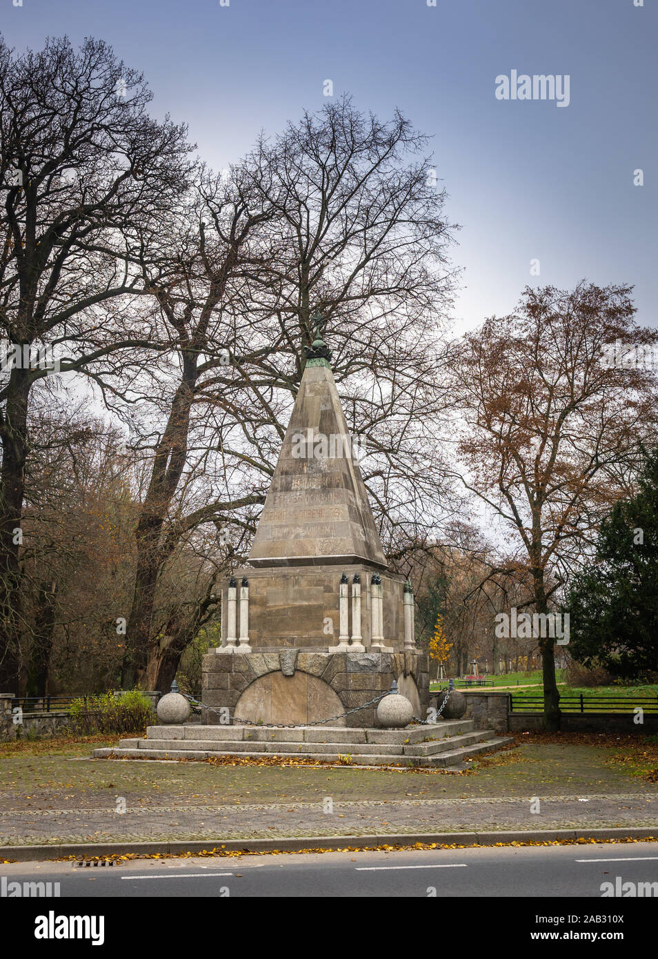 Das Sowjetische Ehrenmal (Sowjetisches Ehrenmal) in Erinnerung an die Gefallenen sowjetischen Soldaten während der Schlacht von 1945 in Berlin in Berlin Buch, Deutschland Stockfoto