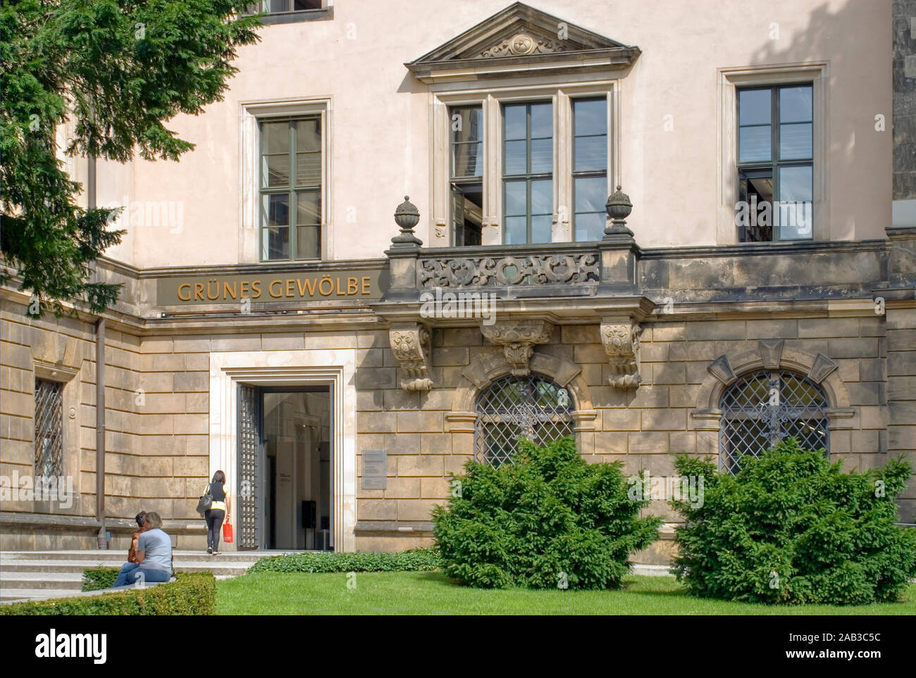 Das Grüne Gewölbe in Dresden ist ein Museum, das die größte Schätze Europas beherbergt Stockfoto