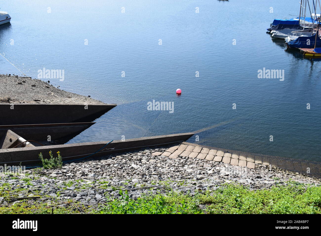 Rursee im Nationalpark Eifel, Stausee im Sommer 2019 Stockfoto