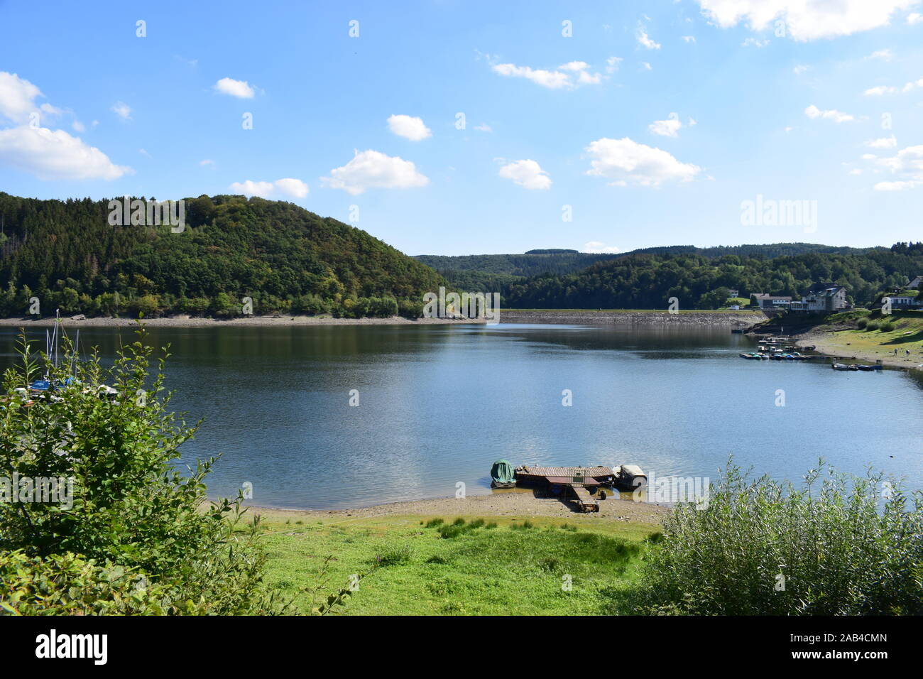 Rursee im Nationalpark Eifel, Stausee im Sommer 2019 Stockfoto