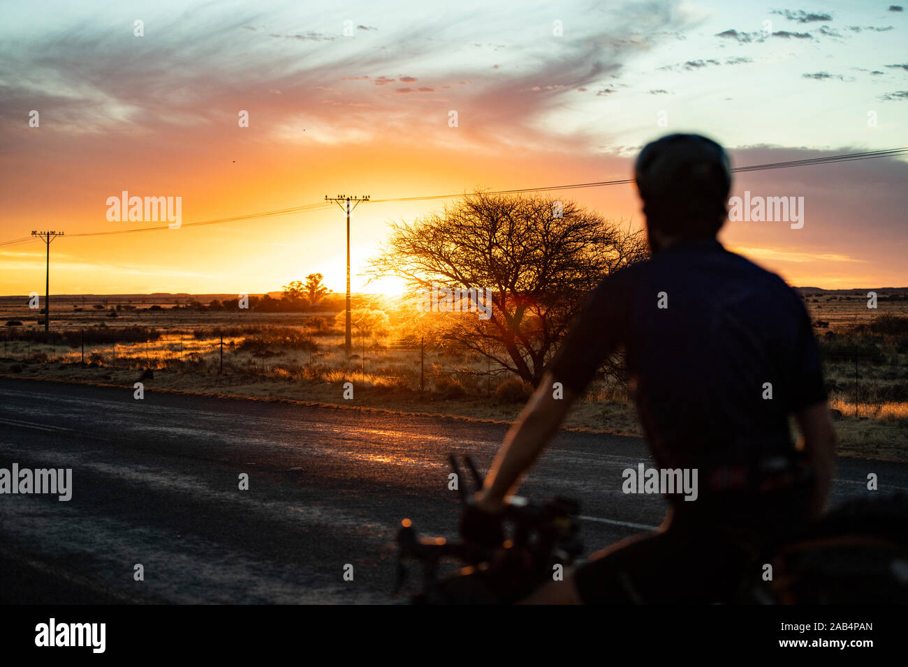 Radfahren in der Wüste von Südafrika Stockfoto