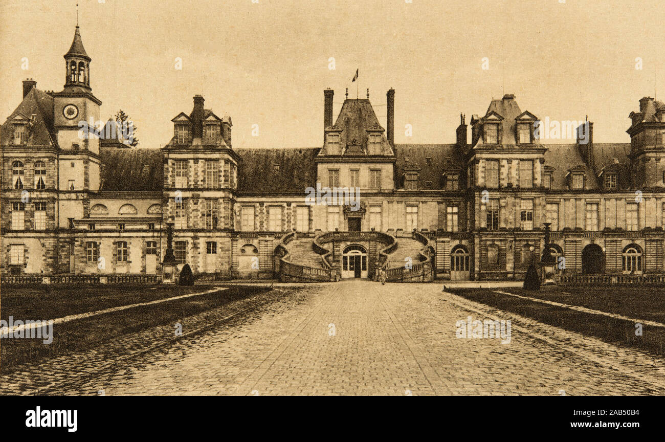 Fotografie, im Schloss von Versailles um 1950, Fassade und Eingang Stockfoto