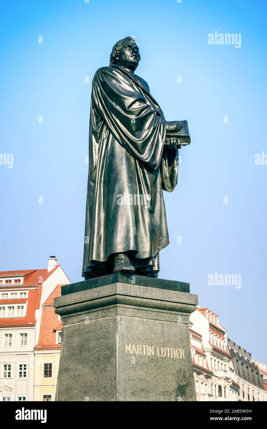 Eine Statue von Martin Luther in Dresden, Deutschland Stockfoto