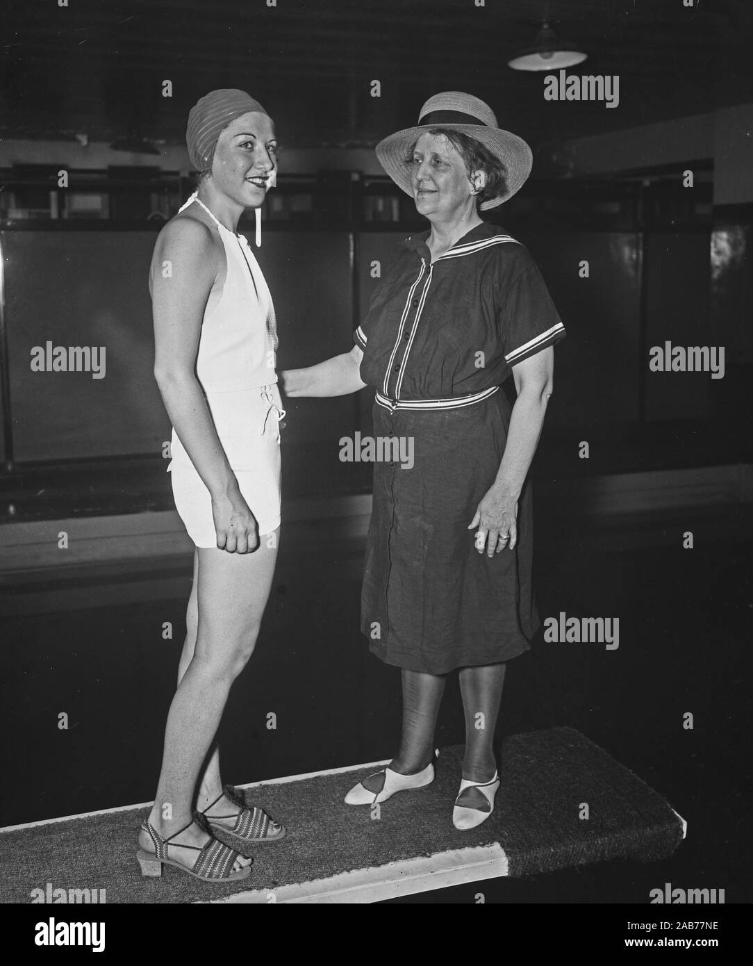 Sie werden das Modell in den 90er Jahren 'Gay Parade, die ein Merkmal der Sommer Festival zugunsten der Women's City Club in Washington, 12.08.28. Frau Wiley ist Präsident des Vereins Stockfoto