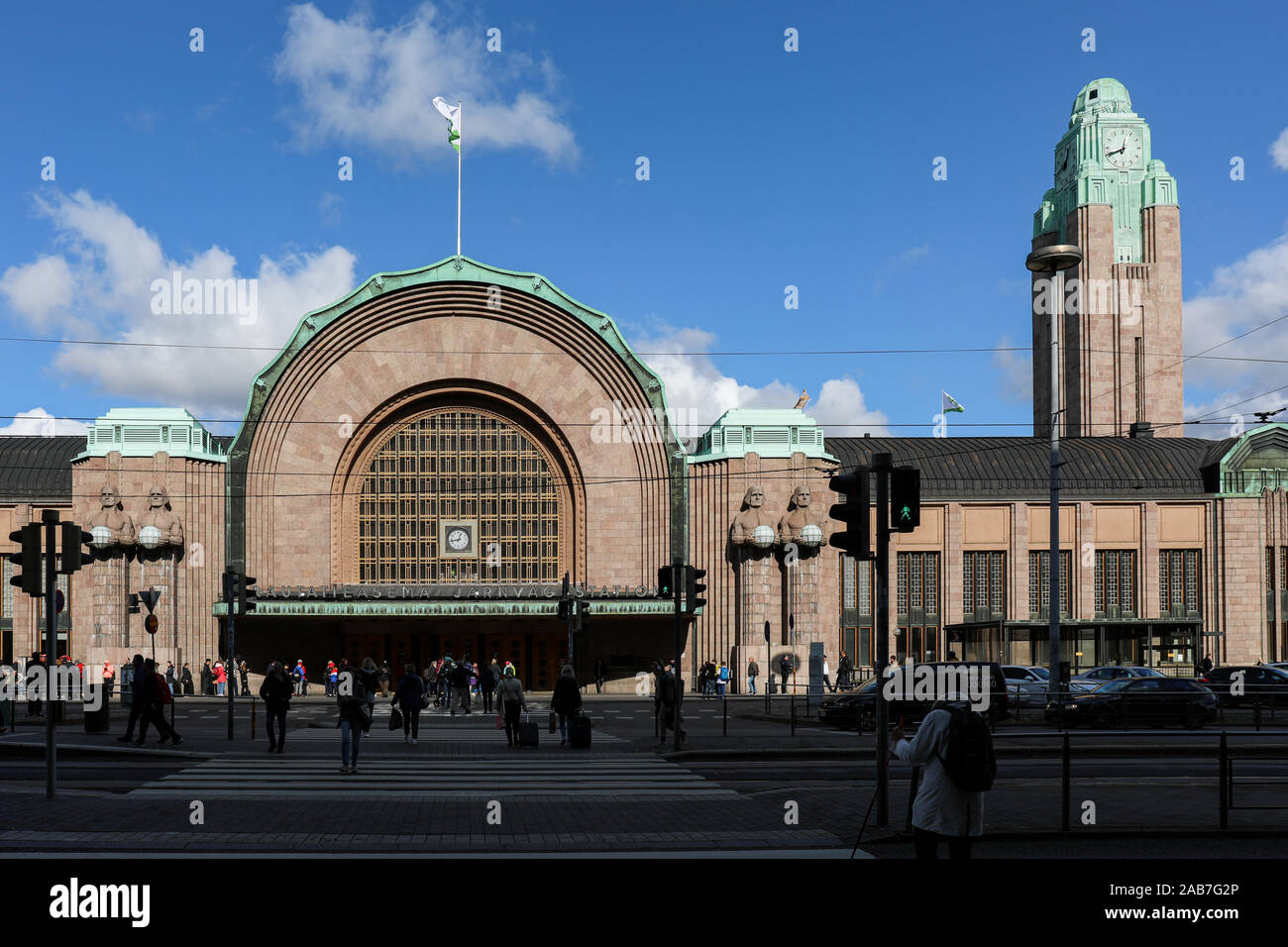 Hauptbahnhof, entworfen von Eliel Saarinen, in Helsinki, Finnland Stockfoto