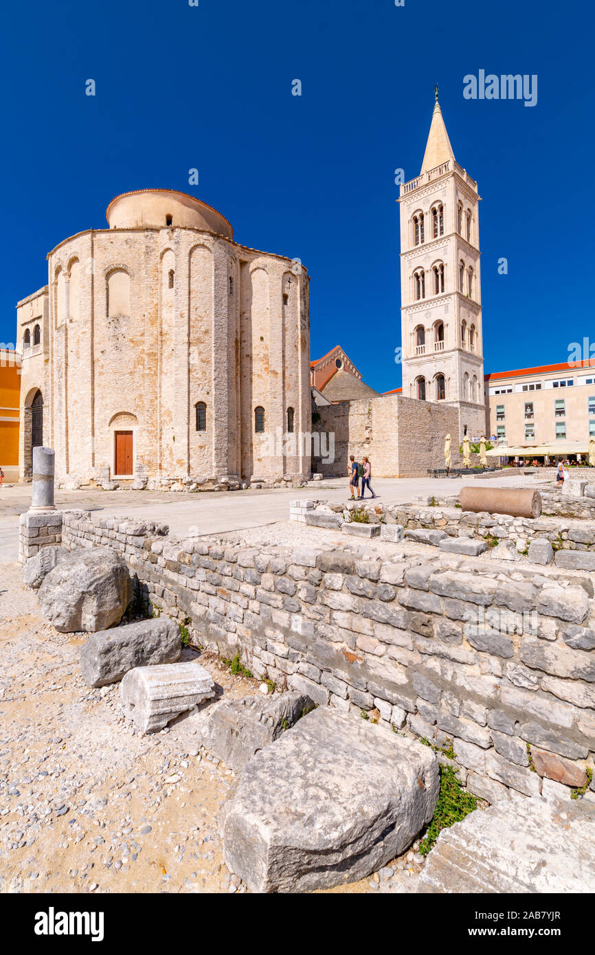 Ansicht der Kathedrale der hl. Anastasia, Zadar, Gespanschaft Zadar, Dalmatien, Kroatien, Europa Stockfoto