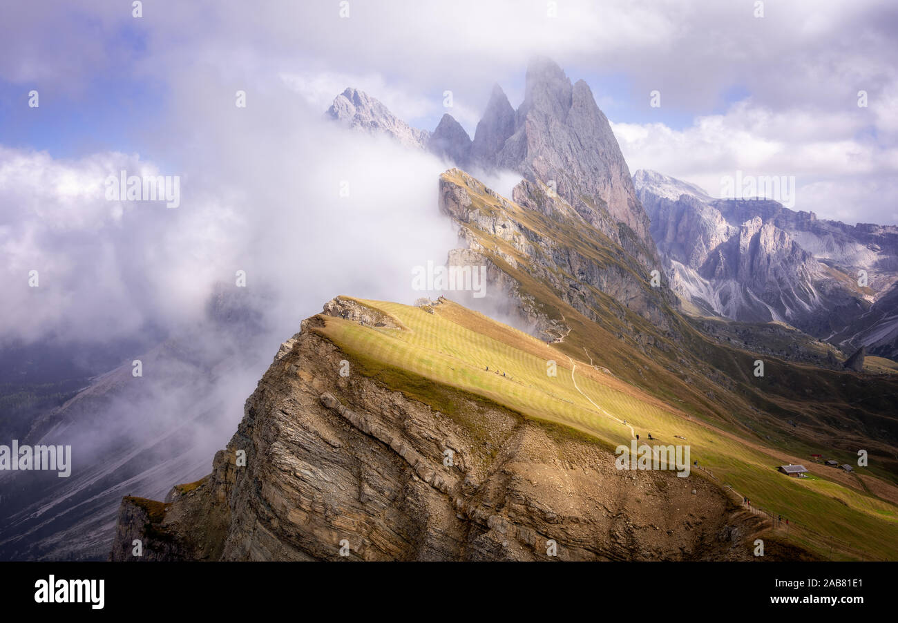 Dramatische Seceda Berg, Dolomiten, Italien, Europa Stockfoto