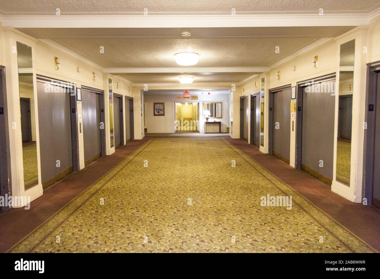 Aufzug Lobby im Hotel Pennsylvania, 7th Avenue, New York City, Vereinigte Staaten von Amerika. Stockfoto