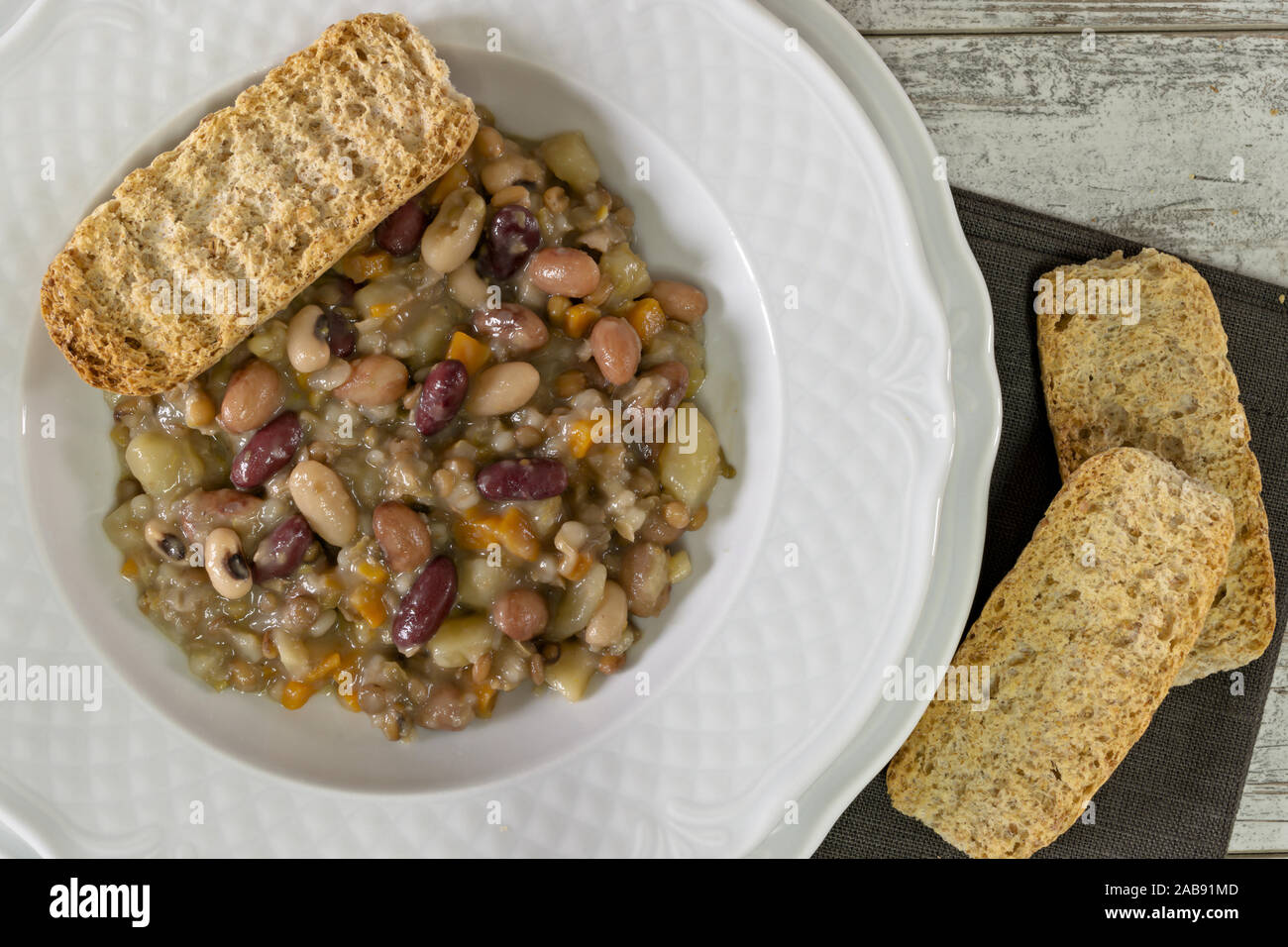 Piatto zuppa di legumi Vista da Sopra Stockfoto