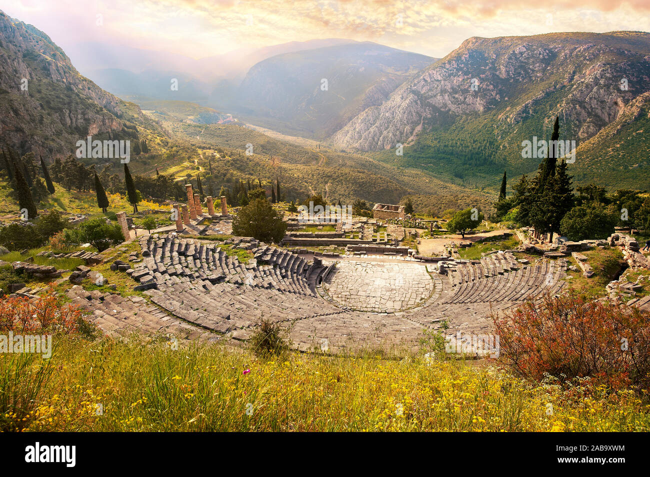 Antike griechische Theater von Delphi, Delphi Archäologische Stätte, Delphi, Griechenland Stockfoto