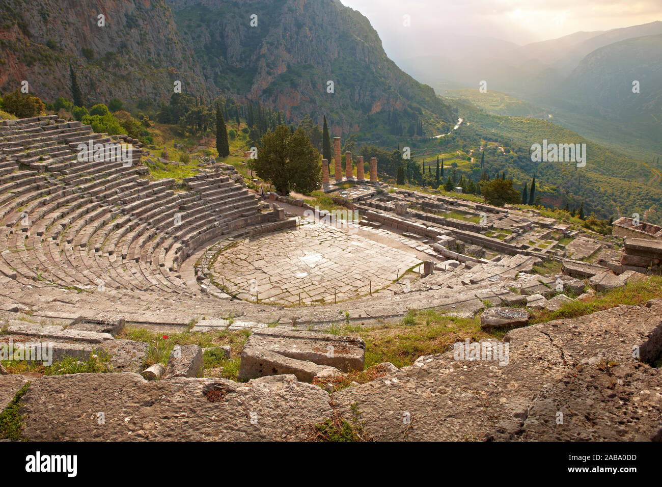 Antike griechische Theater von Delphi, Delphi Archäologische Stätte, Delphi, Griechenland Stockfoto