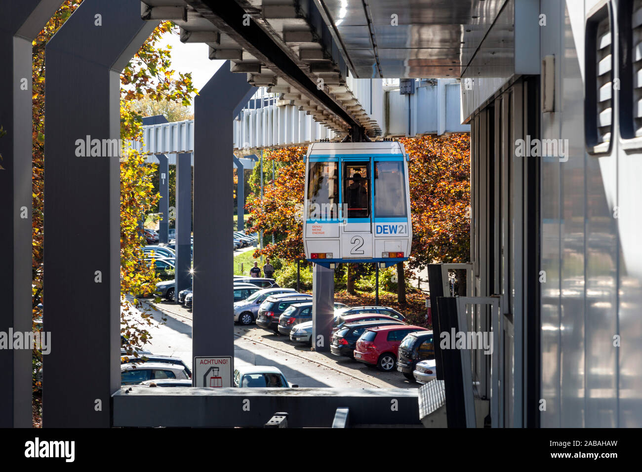 Die Hochbahn an der Technischen Universität Dortmund Stockfoto