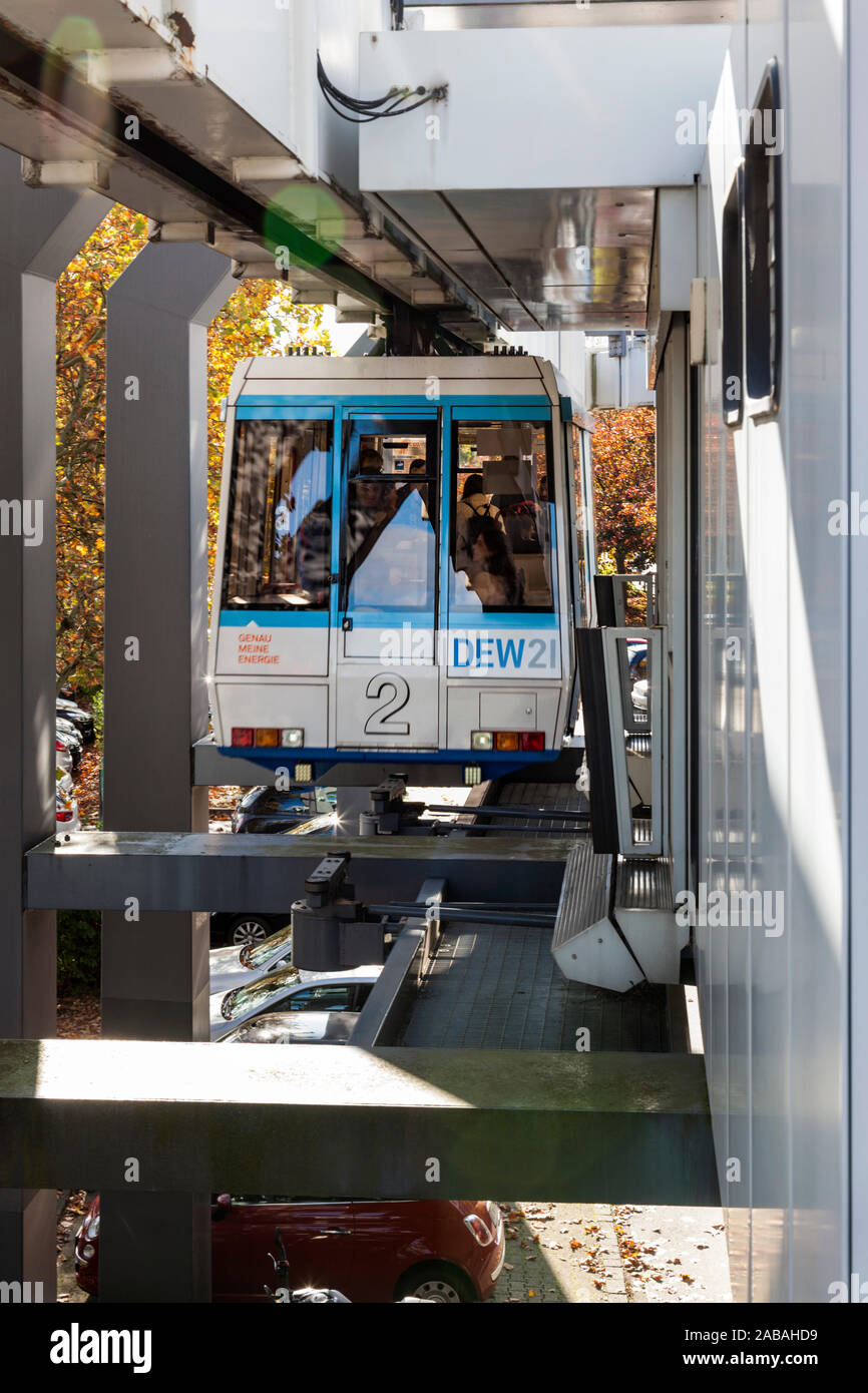 Die Hochbahn an der Technischen Universität Dortmund Stockfoto