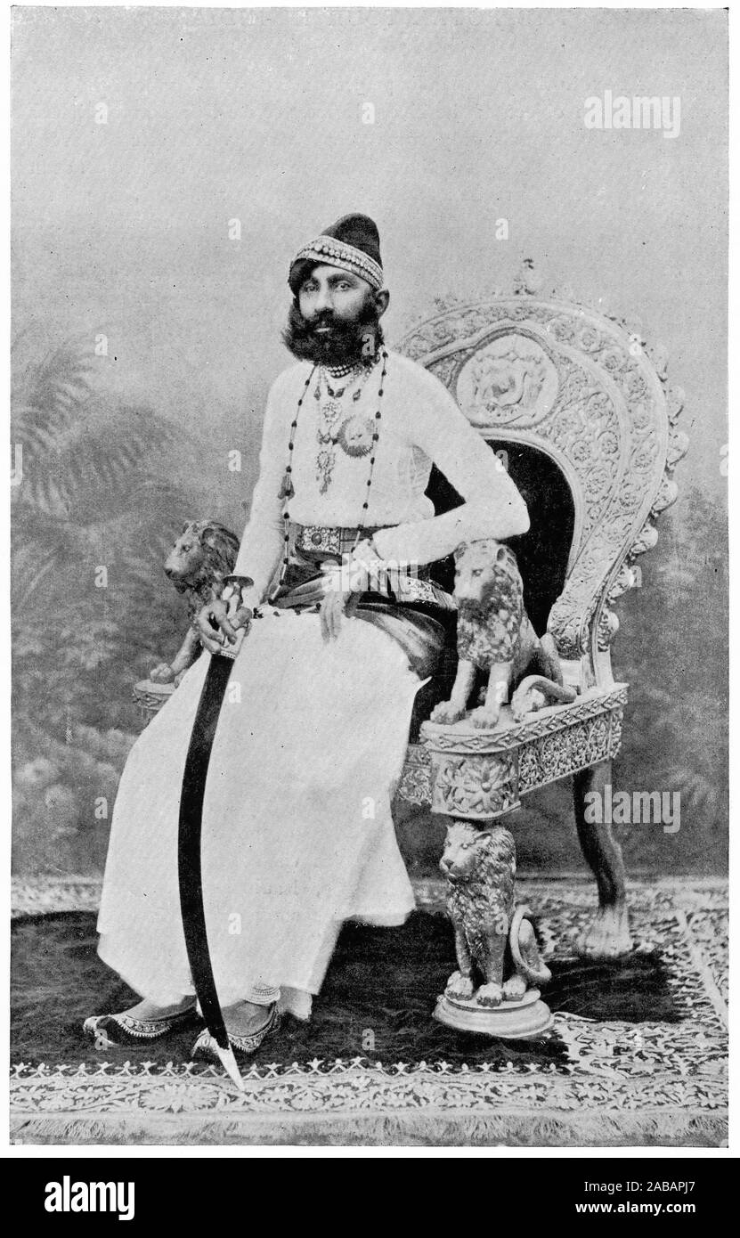 Halbton Portrait von Maharana Sir Fateh Singh GCSI GCIE GCVO (1849-1930), regierte Mewar für 46 Jahre von 1884 bis 1930, mit Udaipur als Kapital, und in der City Palace, Udaipur residierte. Stockfoto