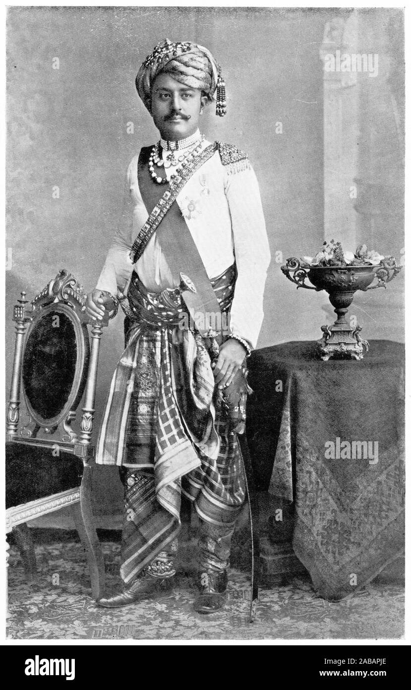 Halbton Portrait von Mirza Maharao Maharajadhiraj Sir Khengarji III Sawai Bahadur GCSI GCIE (1866-1942) war eine progressive und eine der längsten regierenden Monarchen der Welt und auch das am längsten regierenden König der Fürstlichen Staat ein, in Indien von 1875 bis 1942. Stockfoto