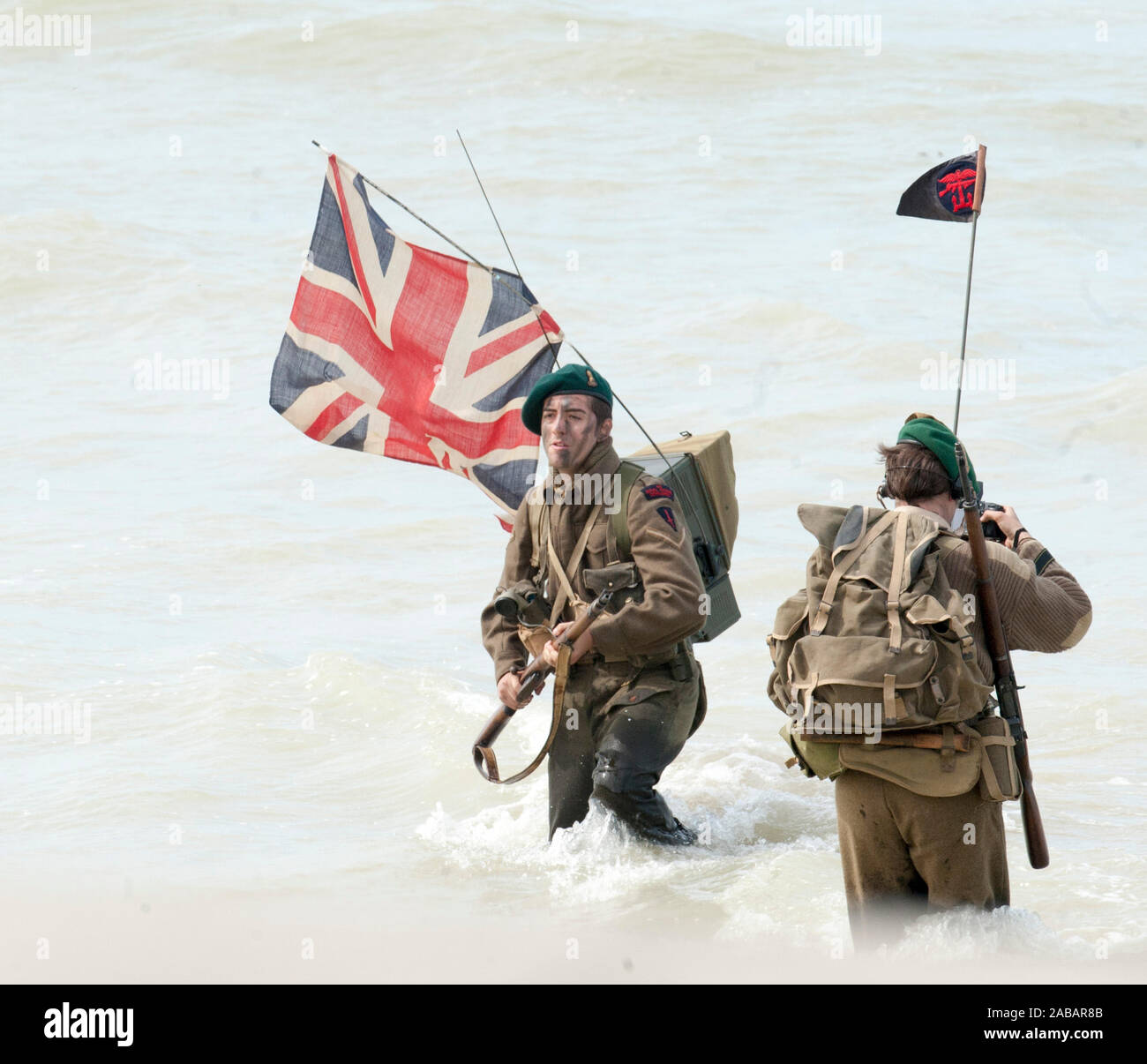 Der Herzog und die Herzogin von Cambridge die Teilnahme an den Feierlichkeiten zum 70. Jahrestag der Landung in der Normandie am Gold Beach in Arromanches in der Normandie. 6. Juni 2014. Stockfoto