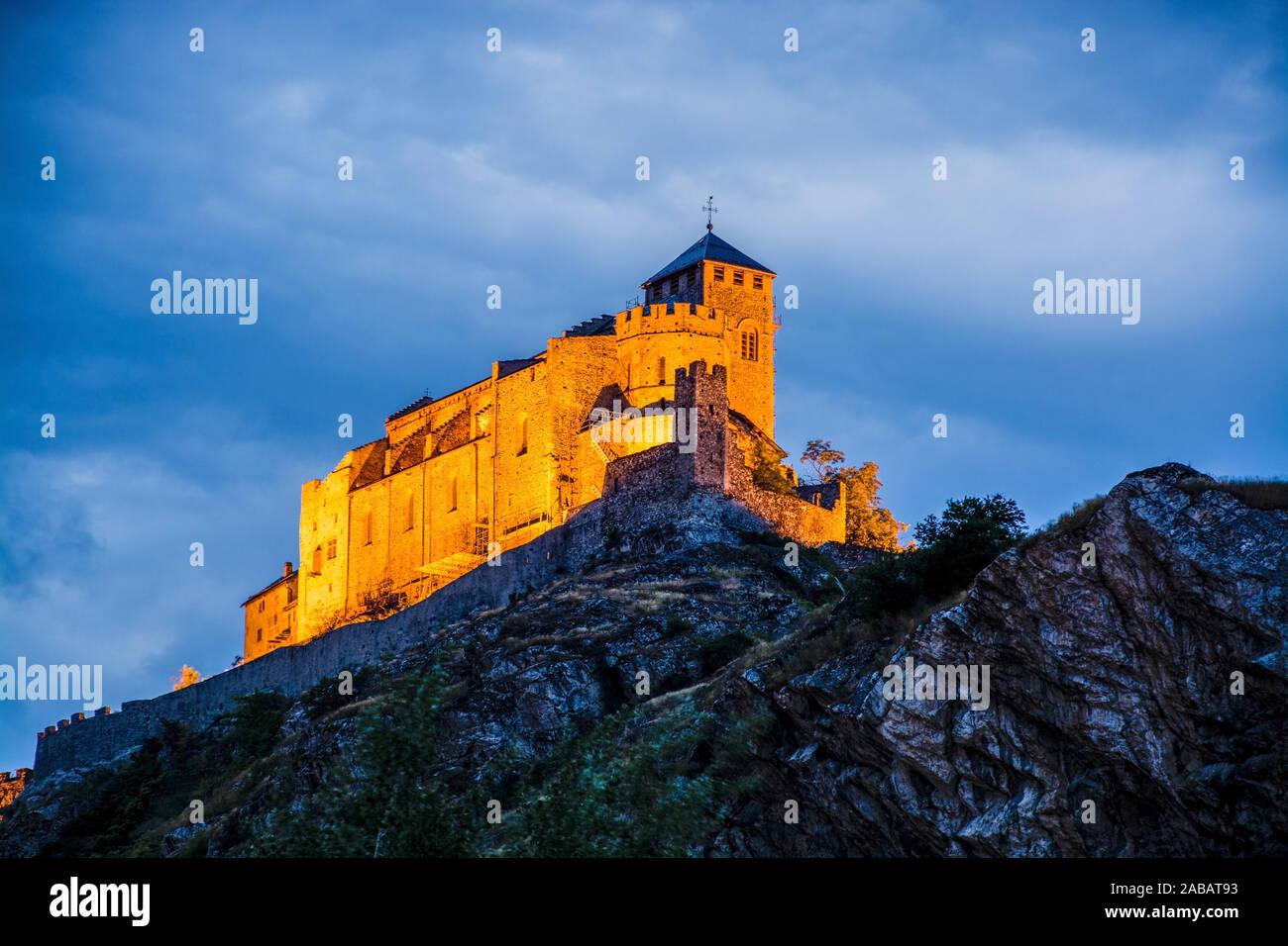 Das Schloss Tourbillon ist eine Burgruine in Sitten im Schweizer Kanton Wallis. Stockfoto
