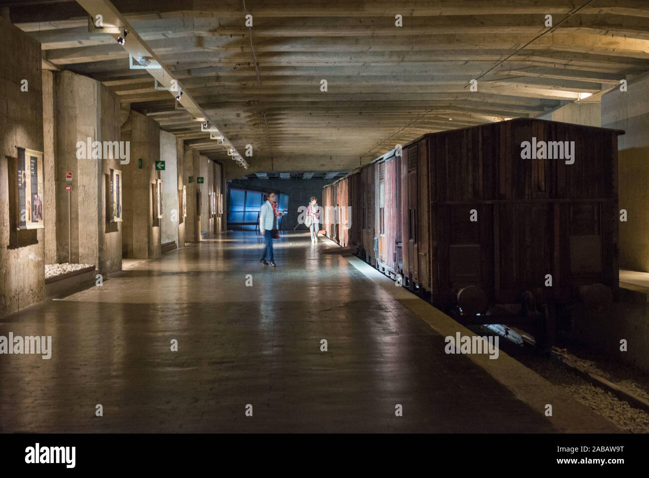 Mailand (Italien), der Gedenkstätte für die Shoah, an Anschluss 21 im Untergeschoss des Hauptbahnhofs, von wo aus Züge für die Konzentrationslager der Nazis wich Stockfoto