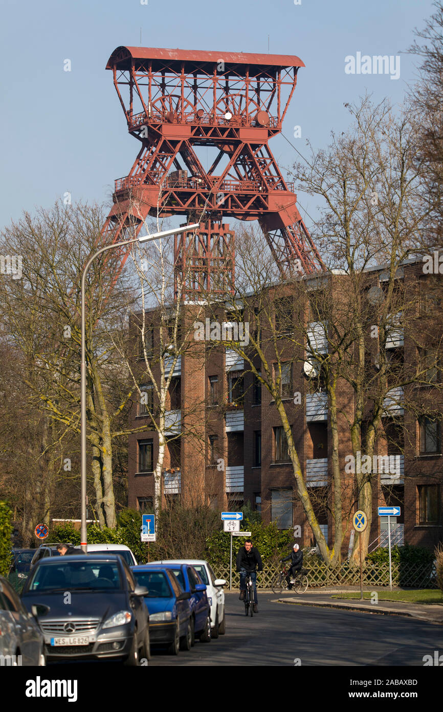 Das ehemalige Bergwerk Zeche Rheinpreußen in Moers, heute ein Industriegebiet und große Disco, sowie Gastronomie, Stockfoto