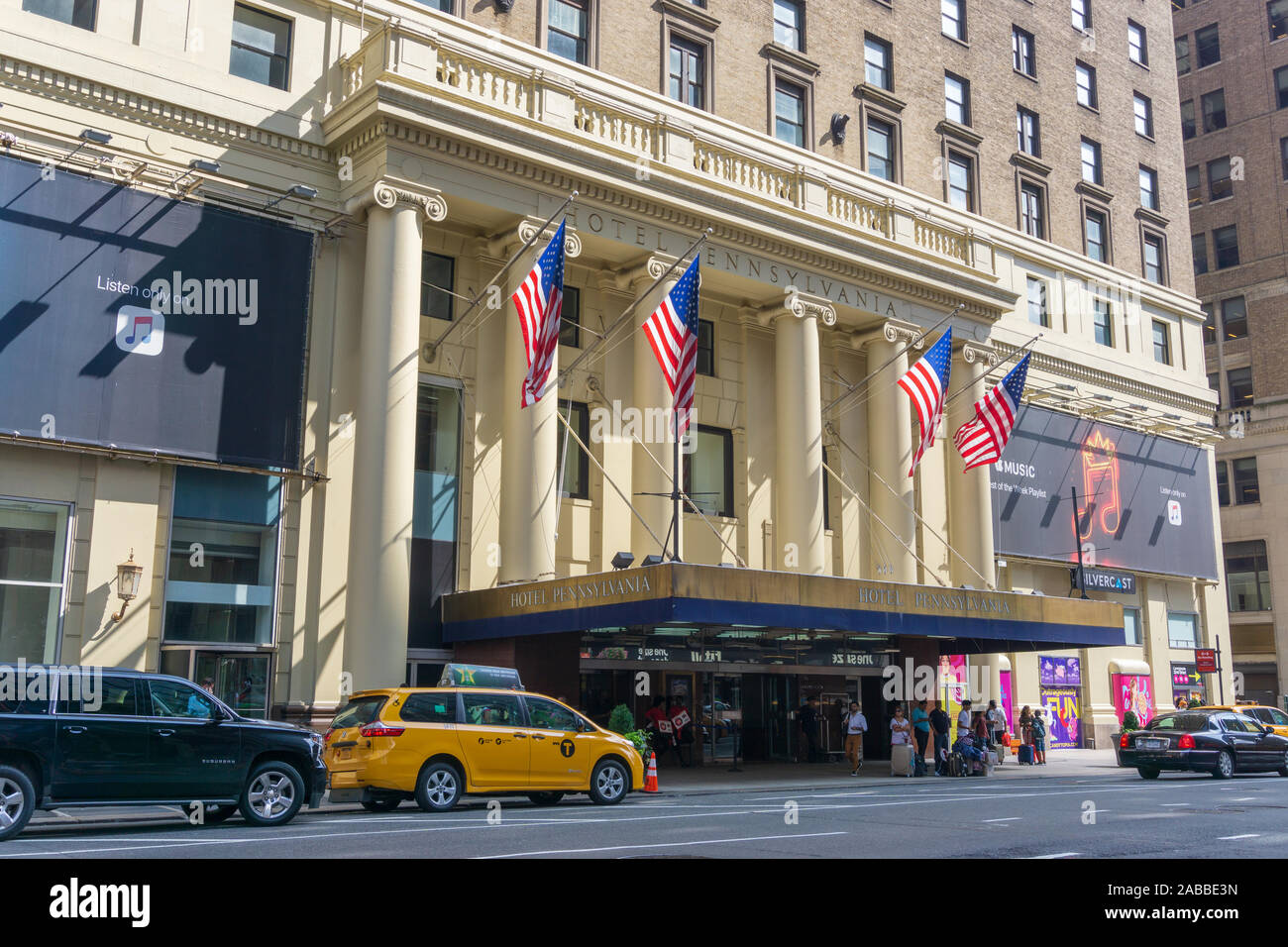 New York, USA - 20. August 2018: Das Hotel Pennsylvania Hotel 401 Seventh Avenue in Manhattan, New York City entfernt. Stockfoto