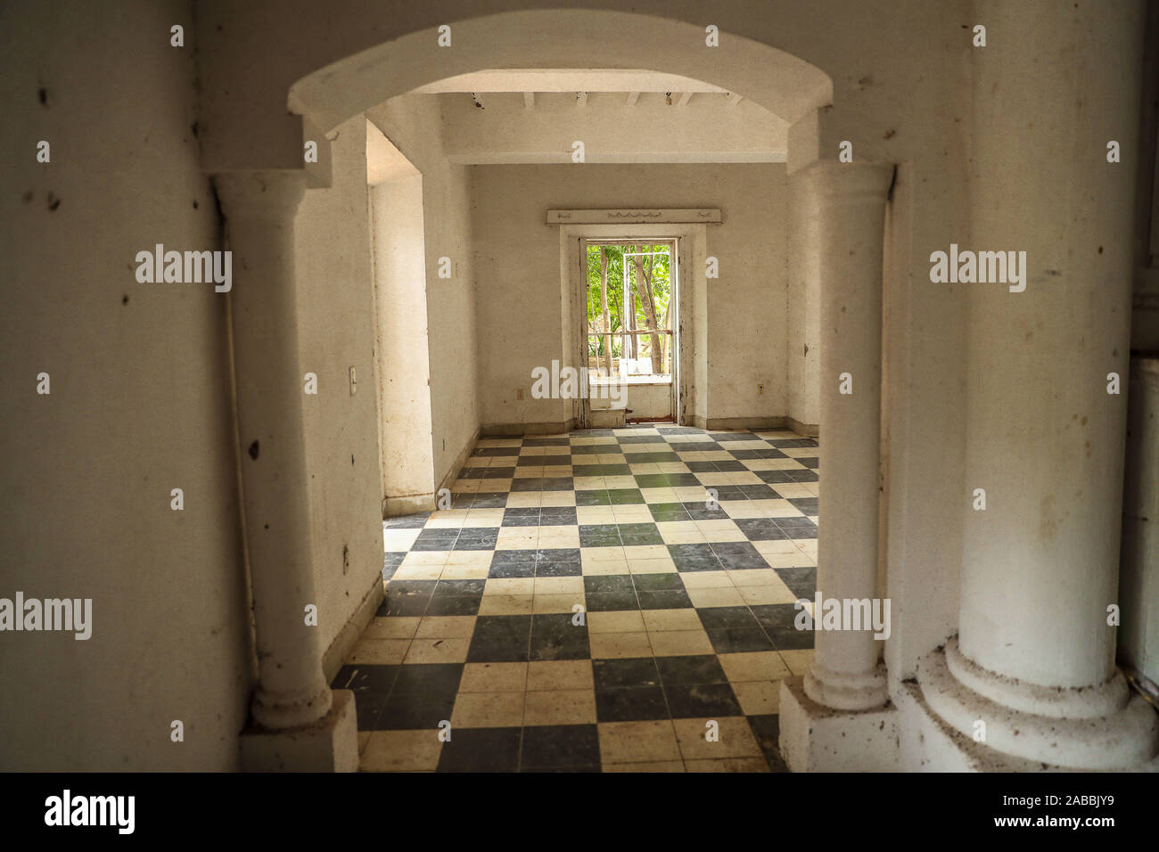 Las Delicias aufgegeben Hacienda in die zauberhafte Stadt Alamos, Sonora Mexico. Haus der Köstlichkeiten. Bauernhof, Architektur. Im italienischen Stil, italienischer Architektur. Die zauberhafte Stadt Alamos, Sonora, Mexiko. Touristen, Tourismus, © (© Foto: LuisGutierrez/abandonada NortePhoto.com) Hacienda Las Delicias en el Pueblo Magico de Alamos, Sonora Mexico. Casa de Las Delicias. Finca, Arquitectura. Estilo italiano, arquitectrura Italiana. El Pueblo Mágico Alamos, Sonora, Mexiko. Turista, Turismo, © (© Foto: LuisGutierrez/NortePhoto.com) Stockfoto