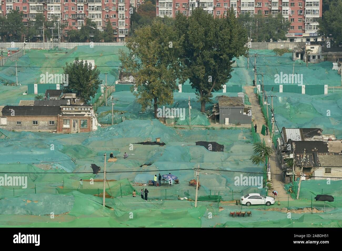 Der Blick auf das Grab Cluster gefunden an der Baustelle des Jingtai stoppen, eine Haltestelle der Linie 14 von Peking Metro, in Peking, China, 23. Oktober 2019. Es ist Stockfoto