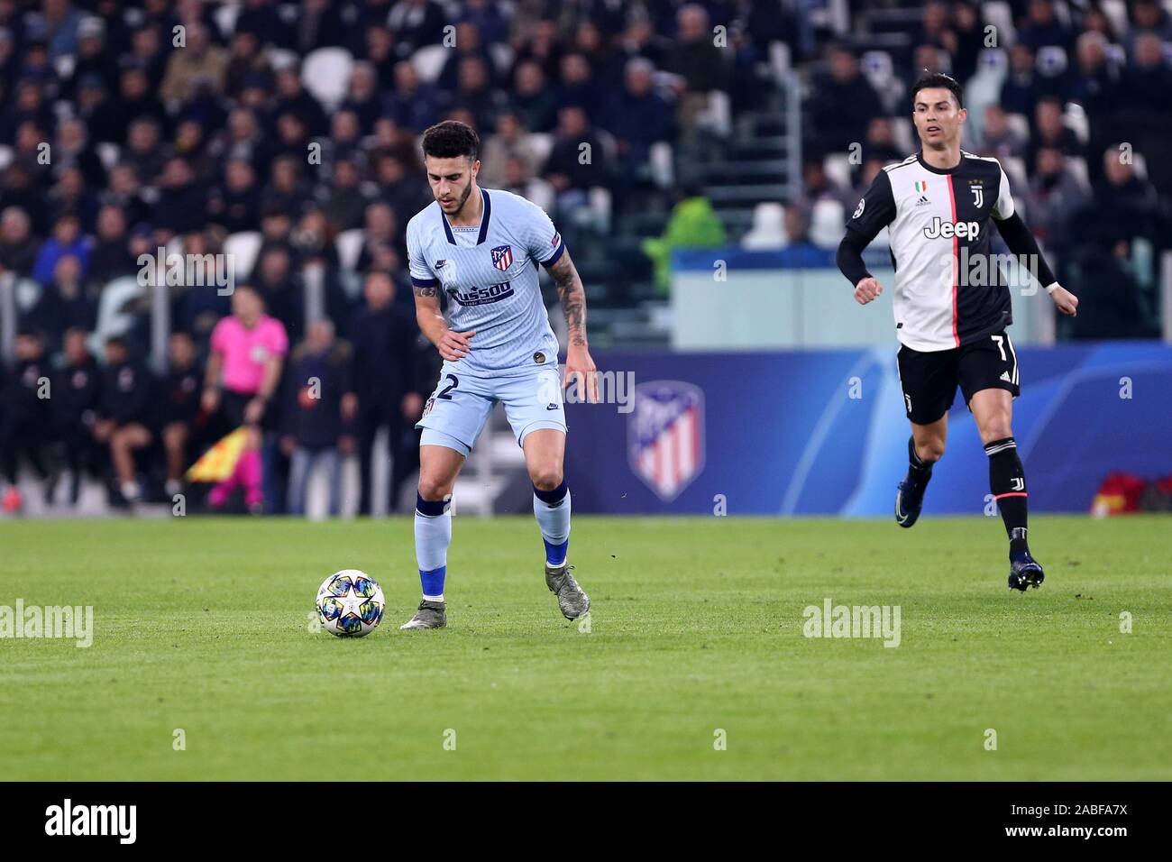 Torino, Italien. 26. November 2019. Champions League 2019-20. Fc Juventus vs Club Atlético de Madrid. Mario Hermoso von Club Atlético de Madrid. Stockfoto