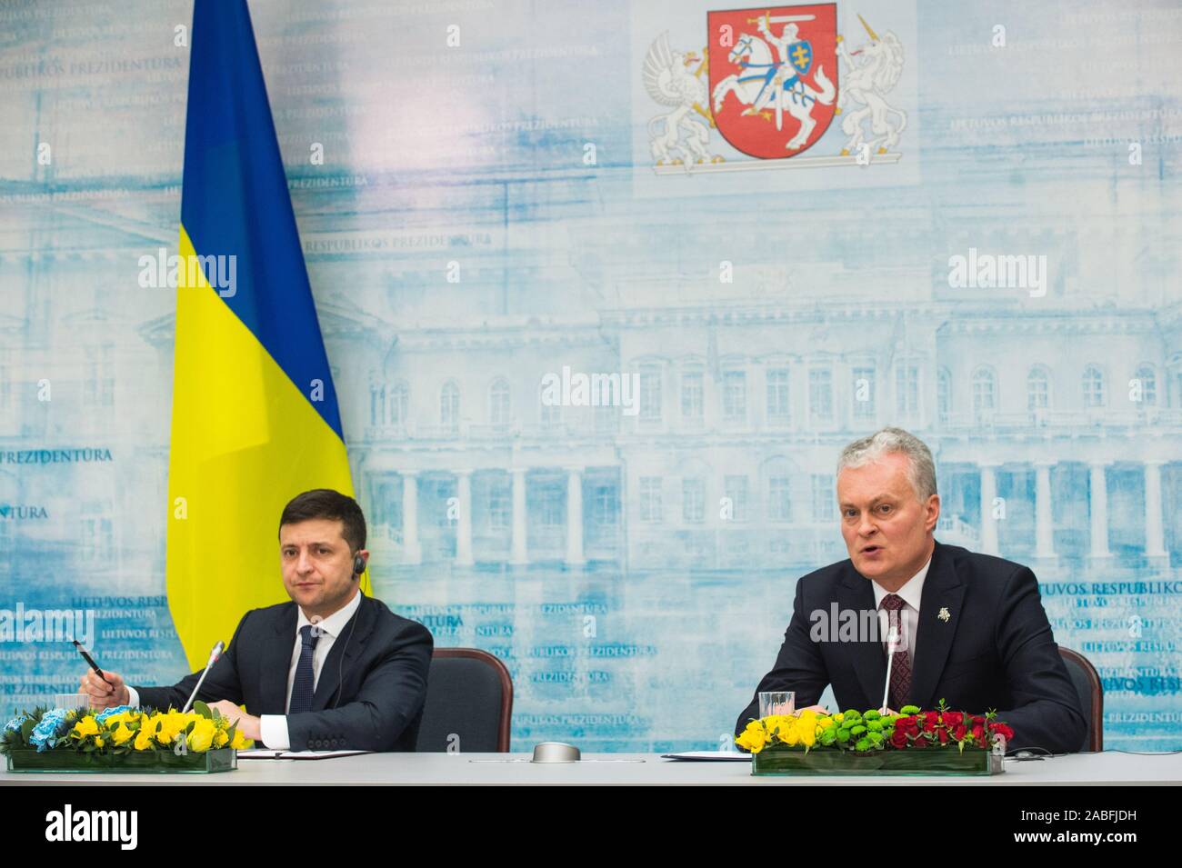2019 11 27. Vilnius, Litauen. Mit Präsident Wladimir Zelensky der Ukraine. Stockfoto