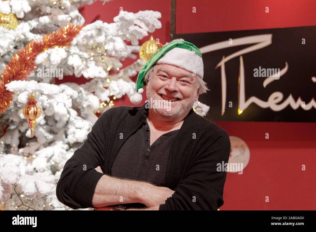 Paris, Frankreich, 20. November 2019. Christian Rauth nimmt am Start des Peres Noel Verts von Secours Populaire Francais in Paris Teil Stockfoto