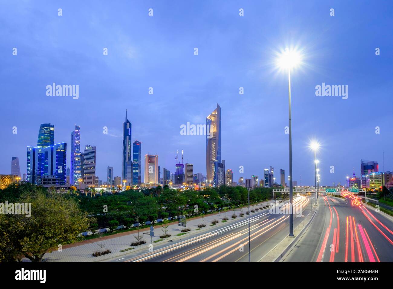 Skyline von CBD von Kuwait City, Kuwait Stockfoto