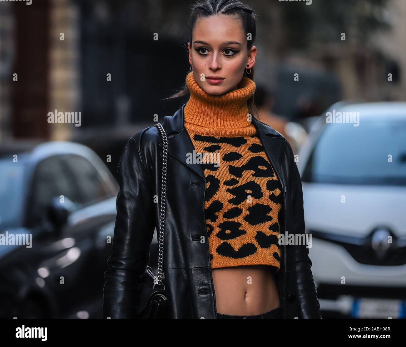 Mailand, Italien - 23 Februar 2019: Modell Chiara Corridori auf der Straße, die im Rahmen der Mailänder Modewoche. Stockfoto