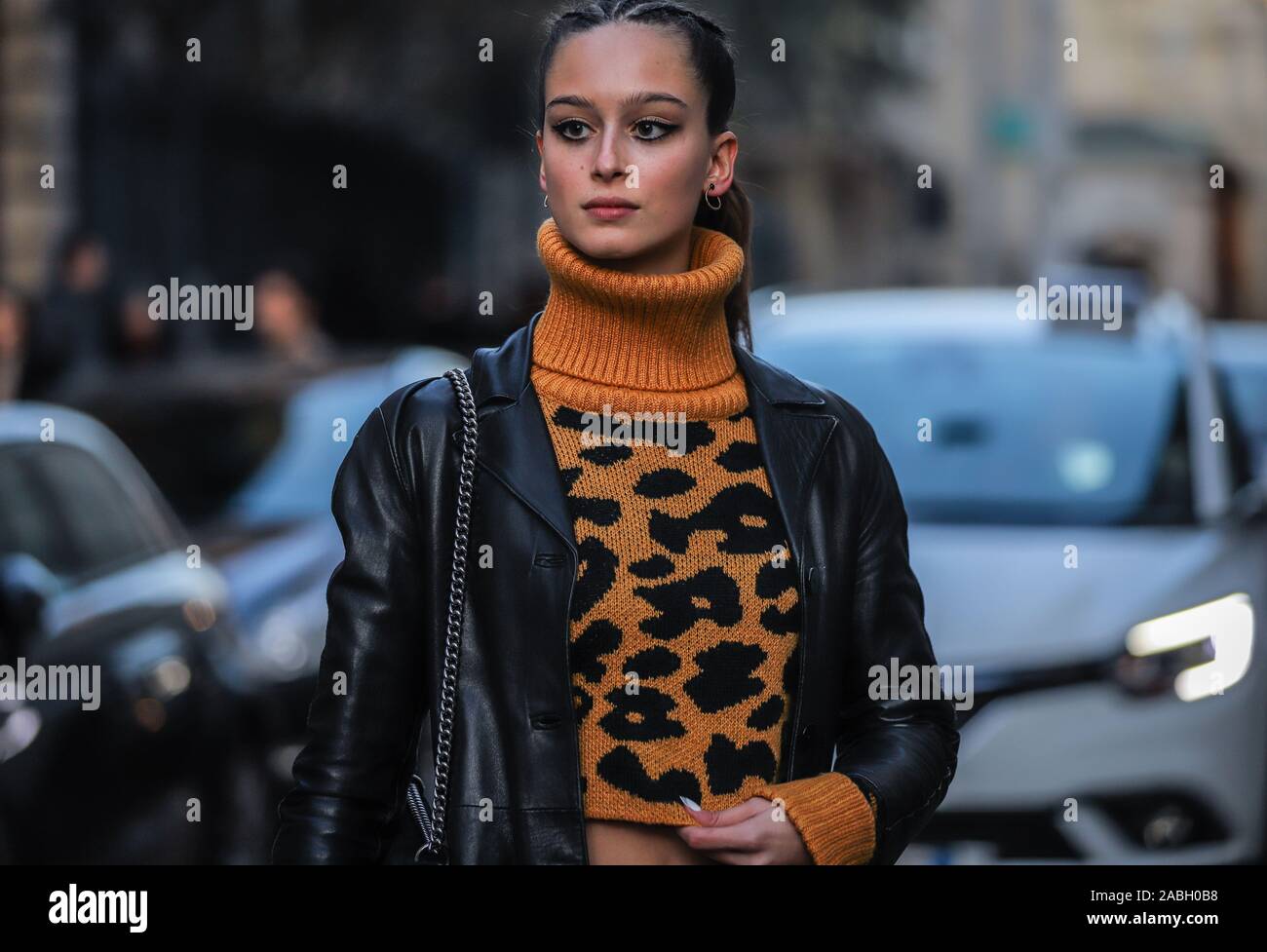 Mailand, Italien - 23 Februar 2019: Modell Chiara Corridori auf der Straße, die im Rahmen der Mailänder Modewoche. Stockfoto