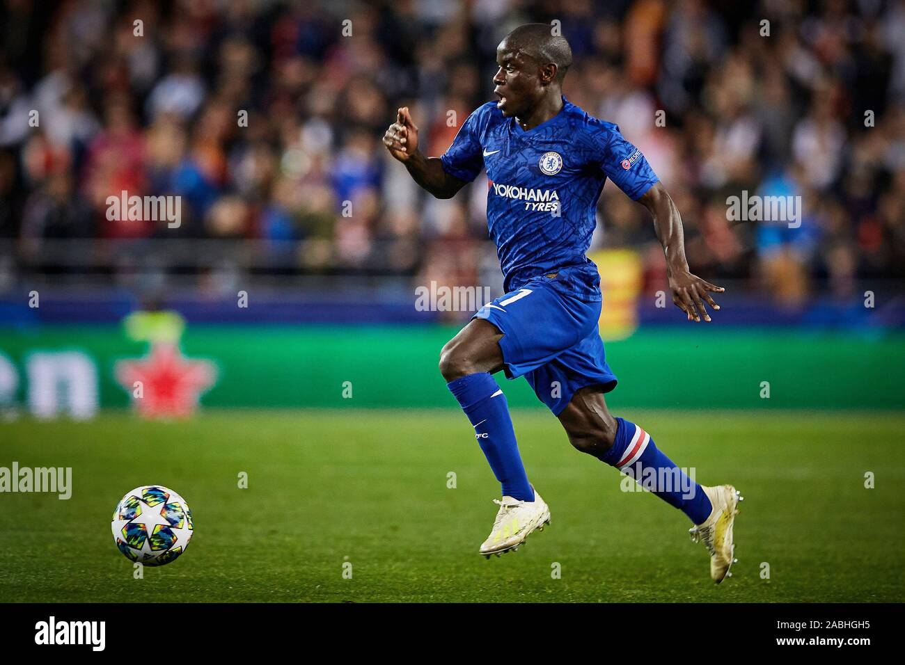 Mestalla, Valencia, Spanien. 27 Nov, 2019. UEFA Champions League Fußball -, Valencia gegen Chelsea; NGolo Kante von Chelsea - Redaktionelle Verwendung Credit: Aktion plus Sport/Alamy leben Nachrichten Stockfoto