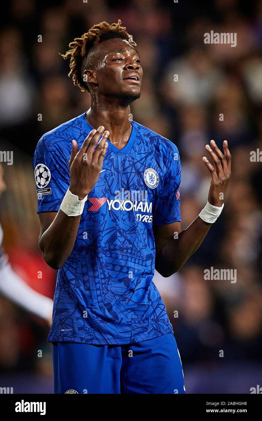 Mestalla, Valencia, Spanien. 27 Nov, 2019. UEFA Champions League Fußball -, Valencia gegen Chelsea; Tammy Abraham von Chelsea reagiert auf ein verfehltes Ziel Chance - Redaktionelle Verwendung Credit: Aktion plus Sport/Alamy leben Nachrichten Stockfoto