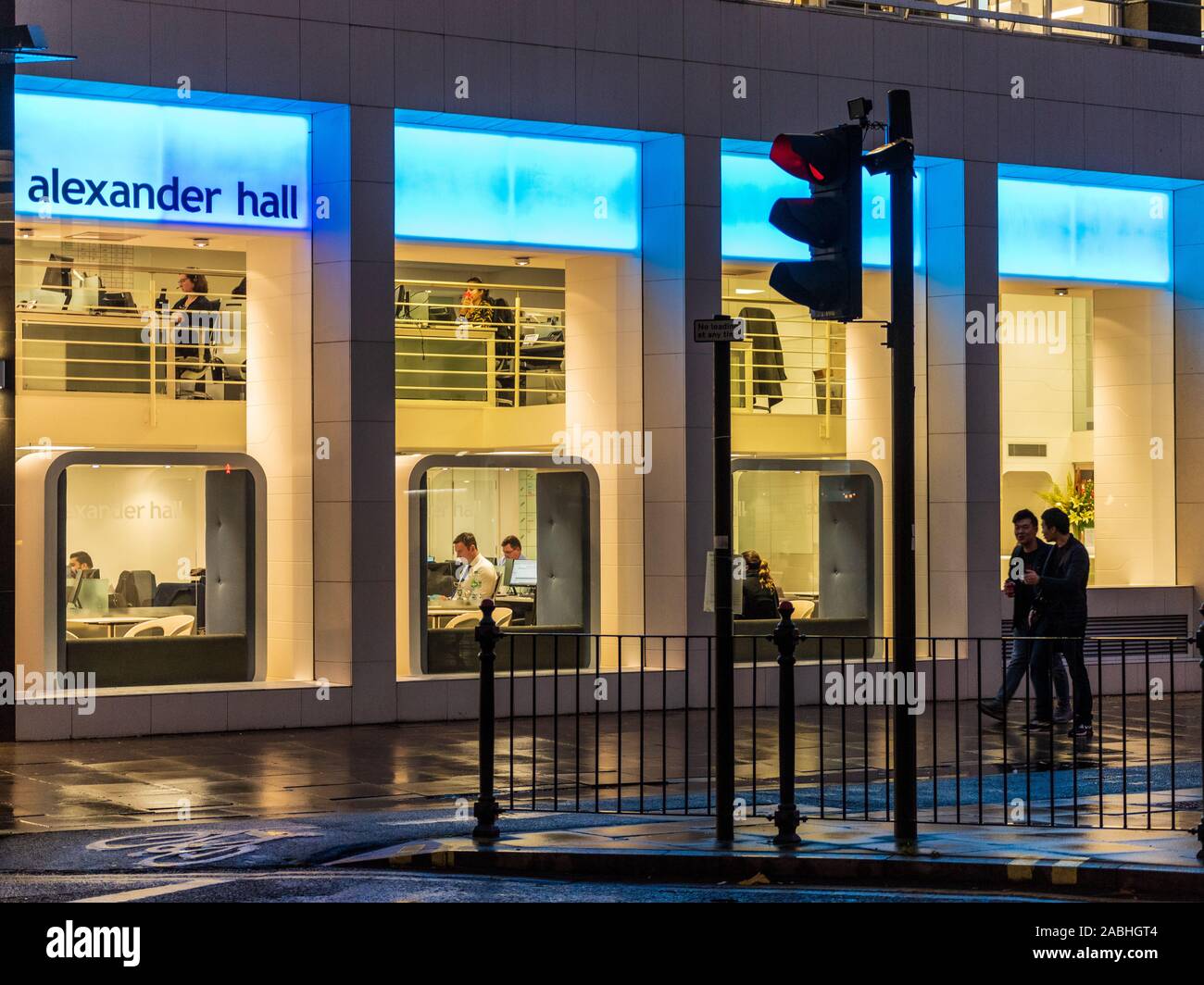 Broker Fotos und Bildmaterial in hoher Auflösung Alamy