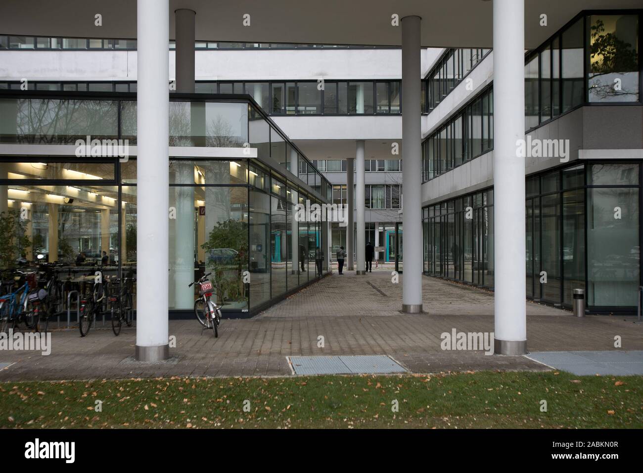 Aufbauend auf Werinherstraße auf dem ehemaligen Räumlichkeiten von Siemens auf der St.-Martin-Stra ße in Ramersdorf. [Automatisierte Übersetzung] Stockfoto