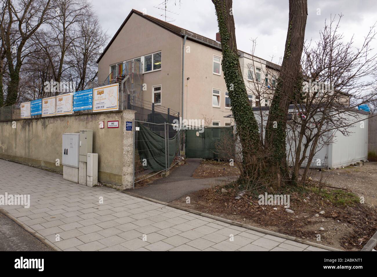 Der ehemalige radio Kasernen auf dem Frankfurter Ring haben sich  mittlerweile zu einem Anker Zentrum für Flüchtlinge umgewandelt worden.  [Automatisierte Übersetzung] Stockfotografie - Alamy