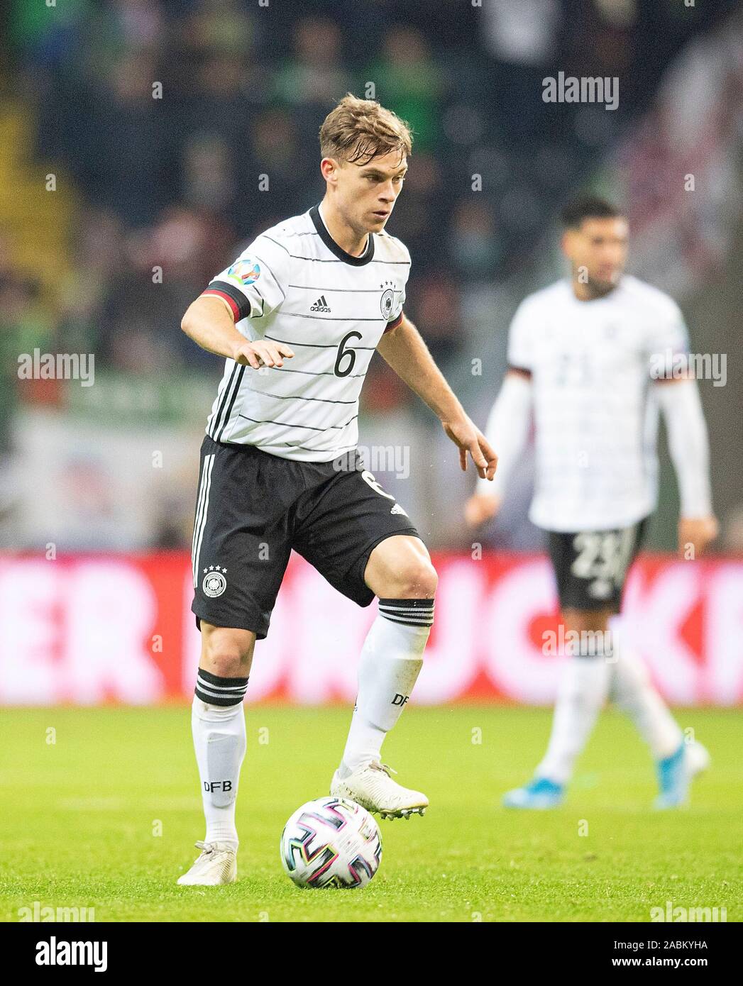 Frankfurt, Deutschland. Nov, 2019 19. Joshua KIMMICH (GER) handeln. Fussball Laenderspiel, EM-Qualifikation, Gruppe C, Deutschland (GER) - Nordirland (NIR) 6:1, am 19/11/2019 in Frankfurt/Deutschland. € | Nutzung der weltweiten Kredit: dpa/Alamy leben Nachrichten Stockfoto