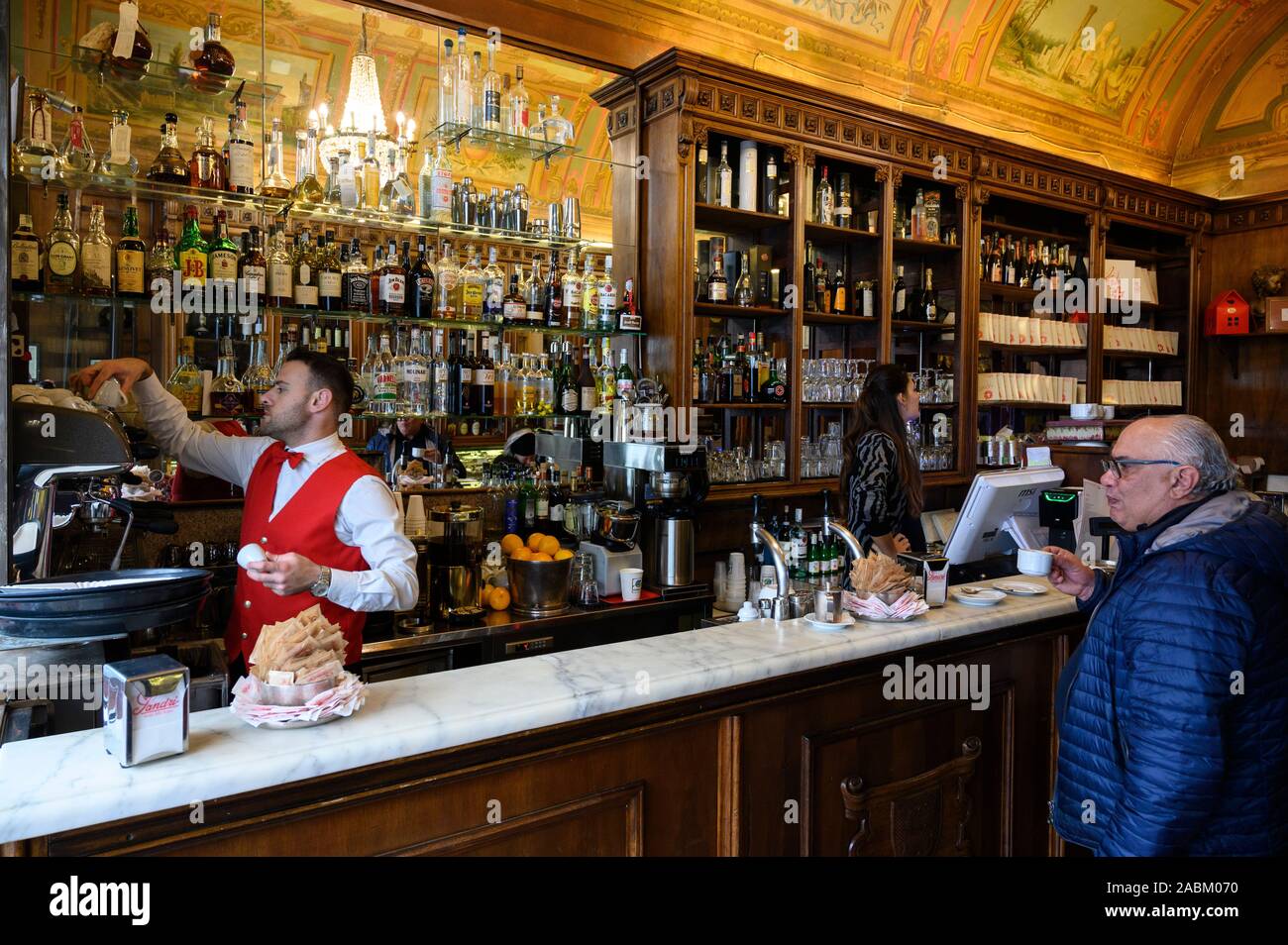 Perugia. Italien. Pasticceria Sandri, historische Bar/Konditorei am Corso Pietro Vannucci, 32. Stockfoto