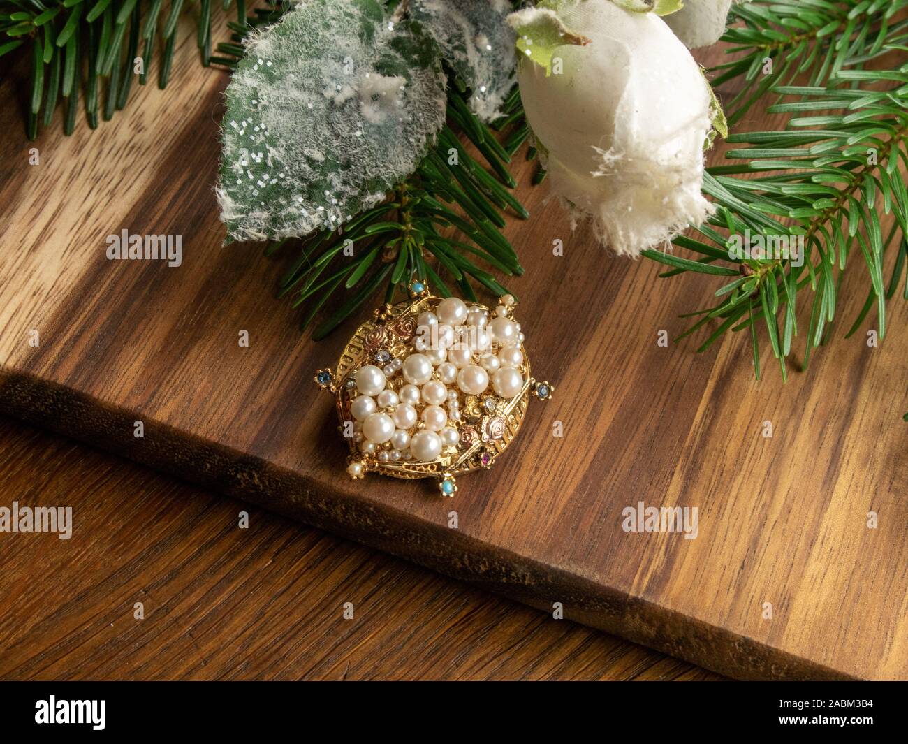 Schmuck mit Weihnachten kreative Dekoration Hintergrund Stockfoto
