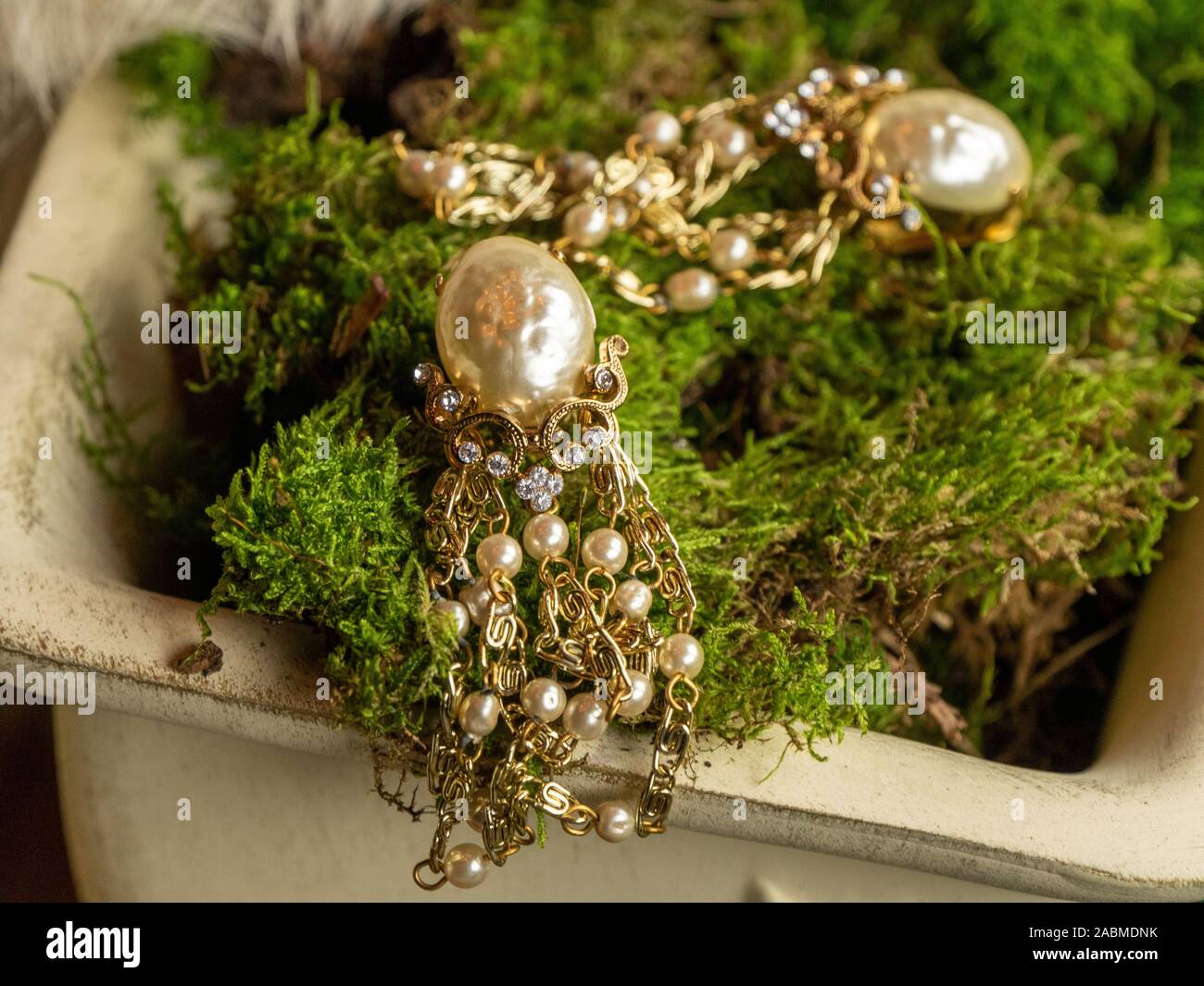 Schmuck mit Weihnachten kreative Dekoration Hintergrund Stockfoto