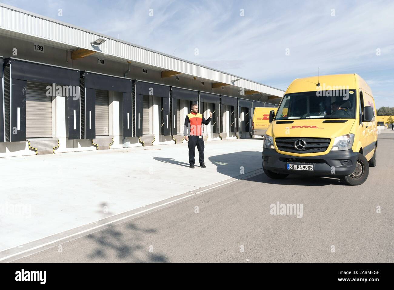 Neue, produktivere DHL Sortieranlage in Unterschleißheim. [Automatisierte Übersetzung] Stockfoto