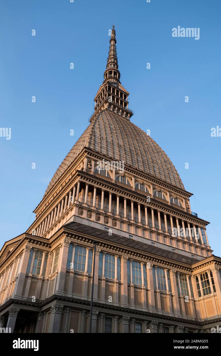 Italien, Turin: Mole Antonelliana, ein Wahrzeichen Gebäude vom Architekten Alessandro Antonelli entworfenen Stockfoto