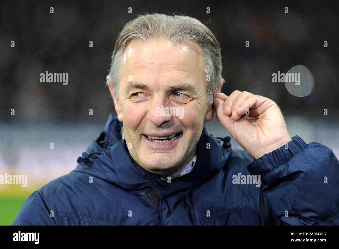 Karl-Heinz "Charly" KOERBEL wird 65 Jahre alt Am 1. Dezember 2019, Karl Heinz (Charly) KOERBEL (ehemaliger Fußballprofi), Einzelbild, Einzelbild, Porträt, Porträt, Portr. v. Fussball 1. 1. Fussballbundesliga, 15. Spieltag, Eintracht Frankfurt-Darmstadt 98 0-1, am 06.12..2015 in Frankfurt/Main, Germany.COMMERZBANK ARENA. vǬ | Verwendung weltweit Stockfoto