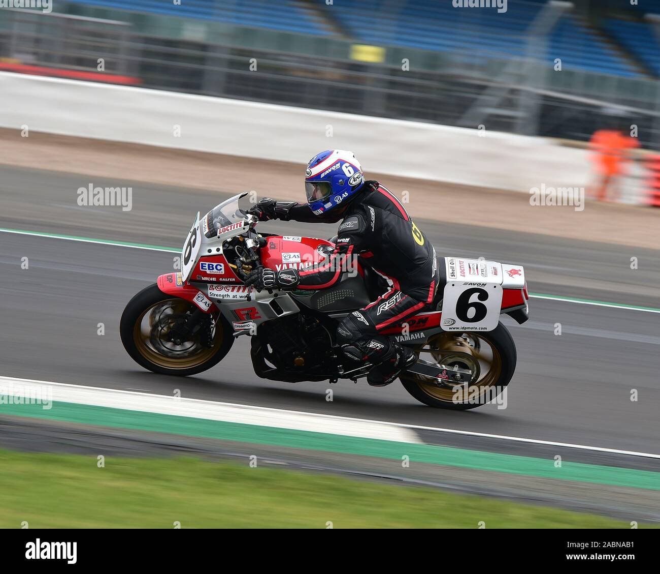 Steve Parrish, Yamaha FZ 750, Silverstone Classic, Juli 2019, Silverstone, Rundstrecke, klassische Rennwagen, Wettbewerb, historischen Rennwagen, Seine Stockfoto