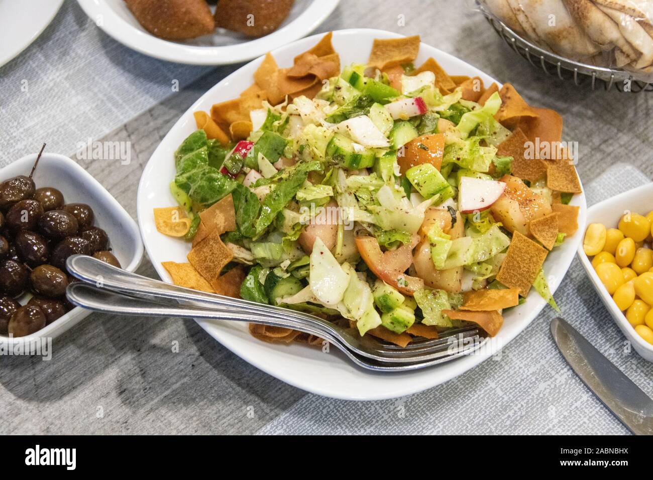 Fatoush Salat, Le Phoenicien Restaurant-, Reifen-, Libanon Stockfoto