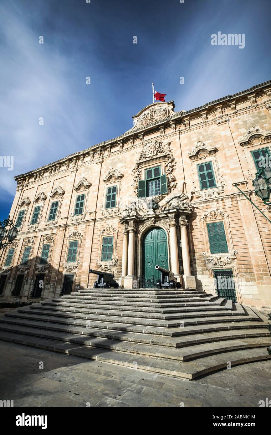 Auberge de Castille, Valletta, Malta. In Castille Square, befindet sich dieses Gebäude dient als Büro des maltesischen Premierminister. Stockfoto