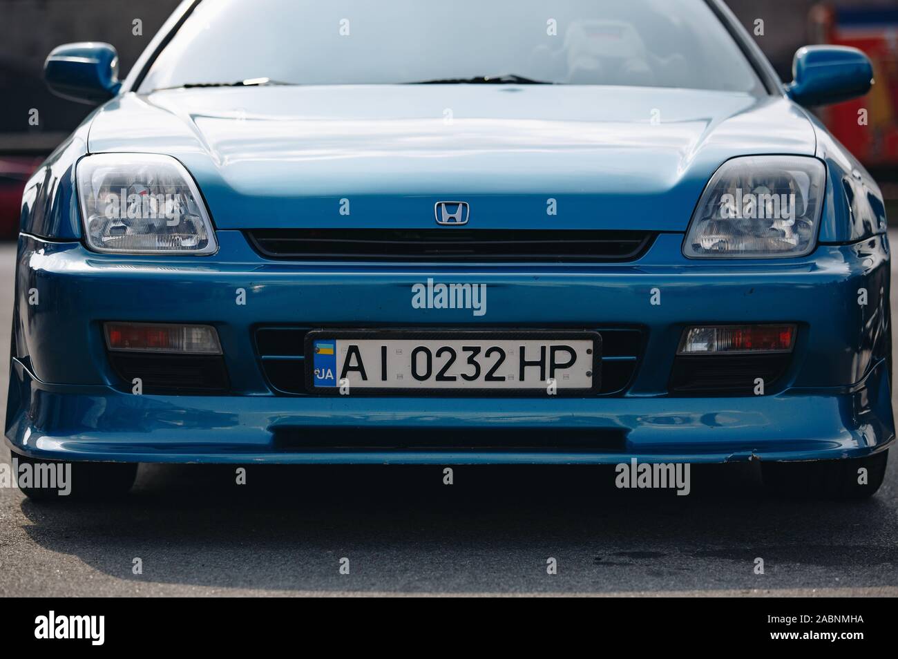 Kiew-28 JULI, 2019: JDM Car Show outdoor. Getunten Japanischen drift Autos Expo im Sommer. modifizierte Honda Prelude BB9 in Nahaufnahme Stockfoto