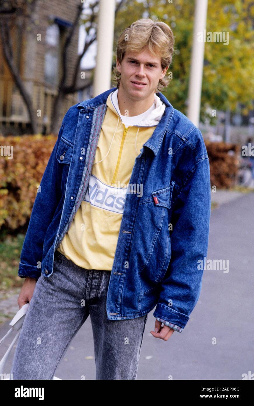 STEFAN EDBERG ehemalige schwedische tennsiplayer außerhalb Kungliga Tennishallen i Stockholm vor dem Training Stockfoto