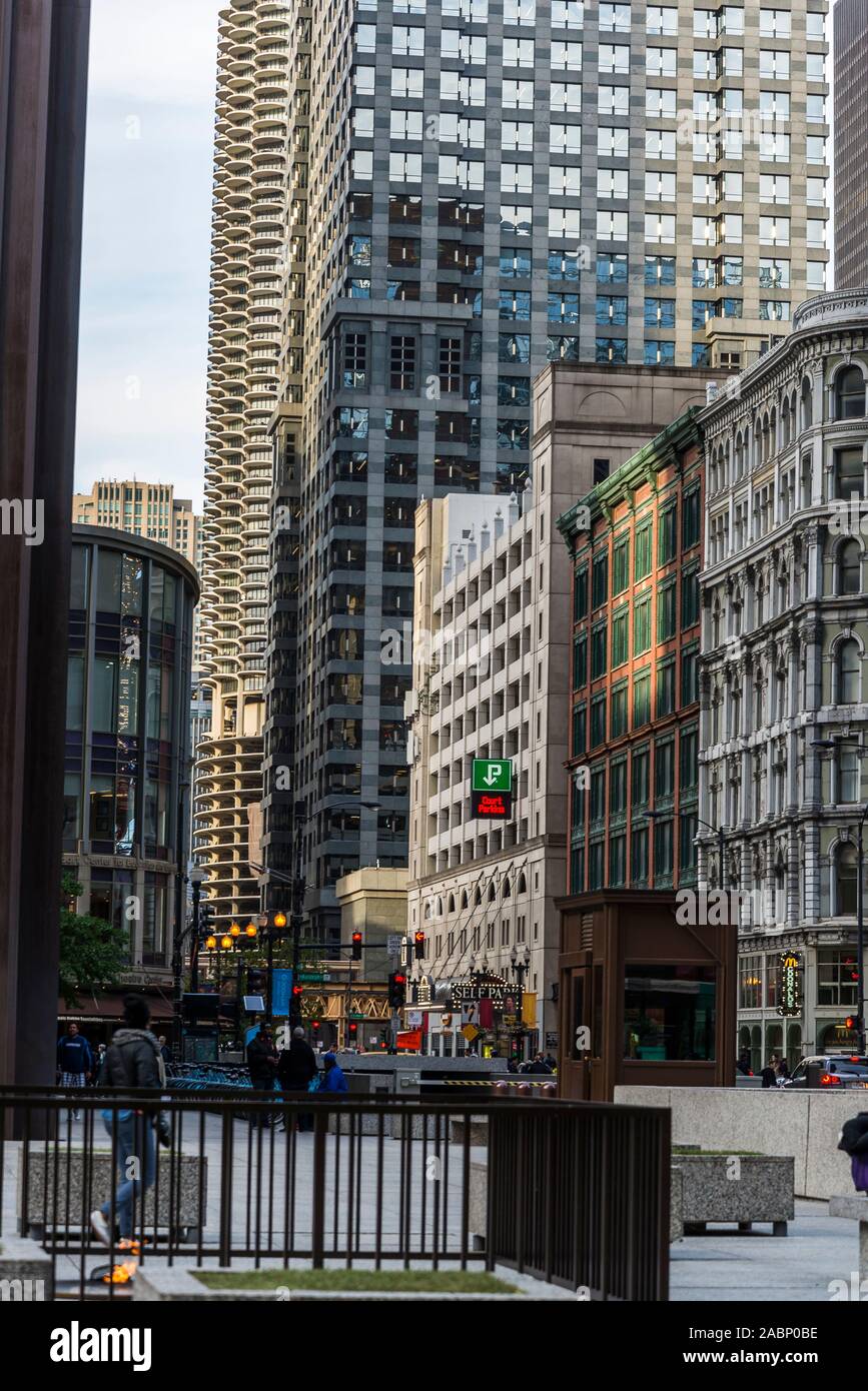 Street Scene von Daley Plaza im Chicago Loop, Chicago, Illinois, USA Stockfoto